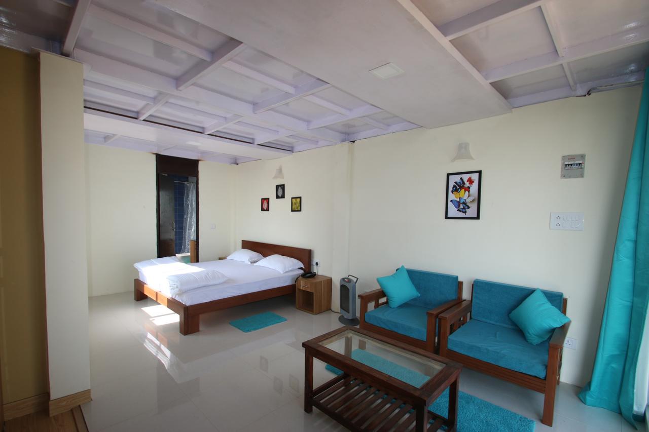 Nest And Hives Motiapathar/Mukteshwar Hotel Exterior photo